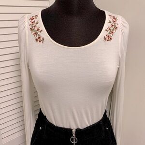 American Eagle Outfitters Soft & Sexy Floral Top